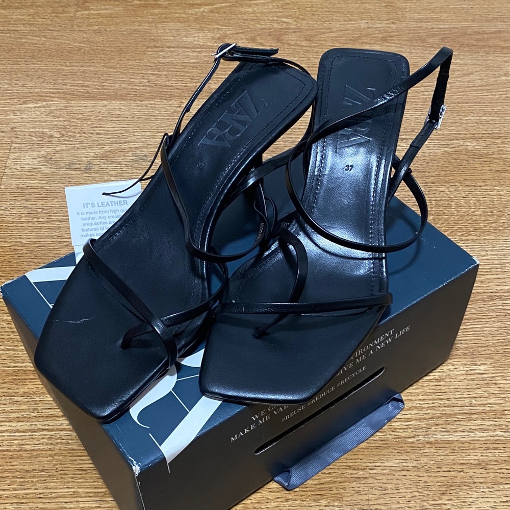 NWT Zara black heel leather sandal